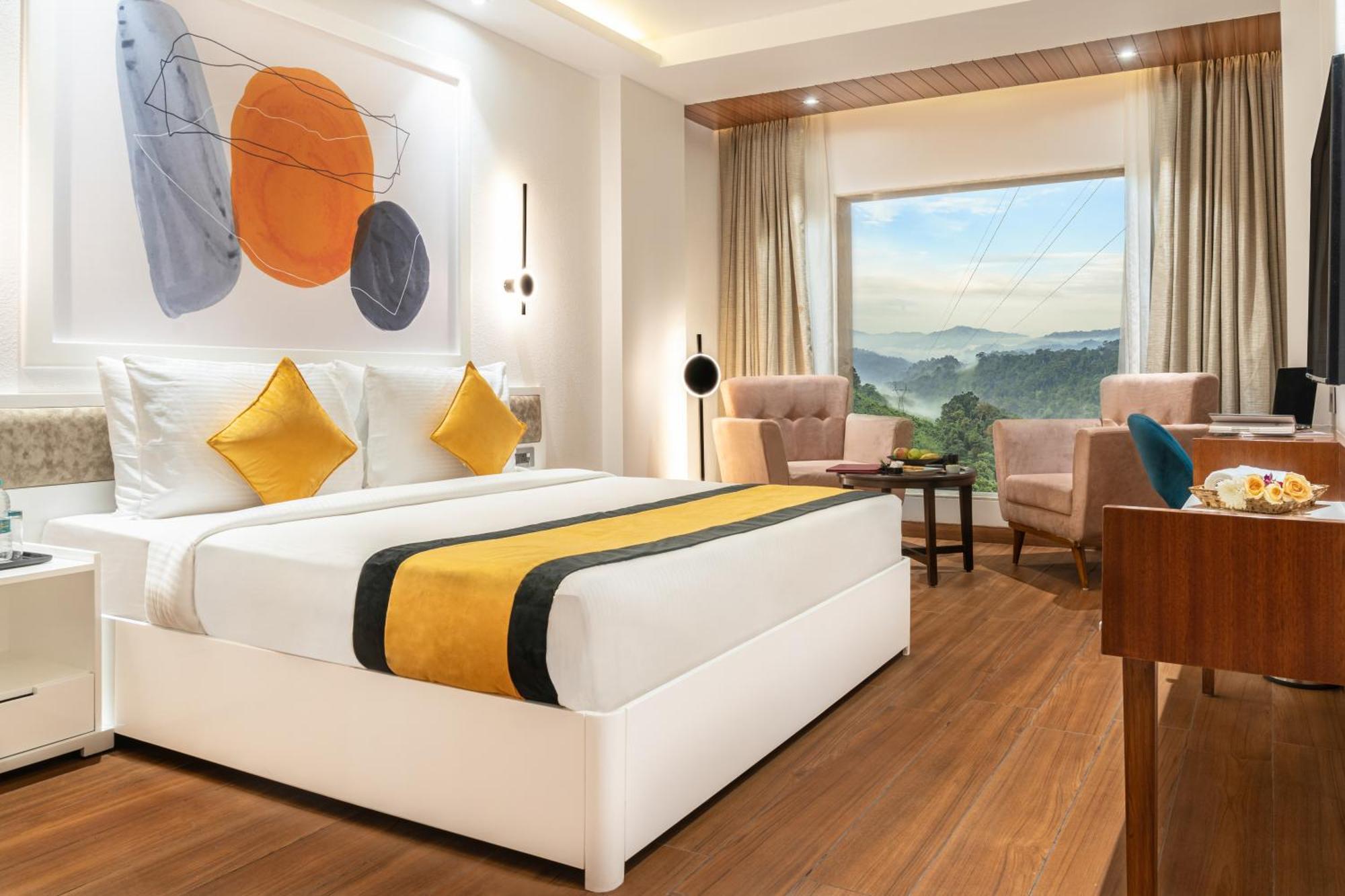 Clarion Hotel Dehradun Buitenkant foto