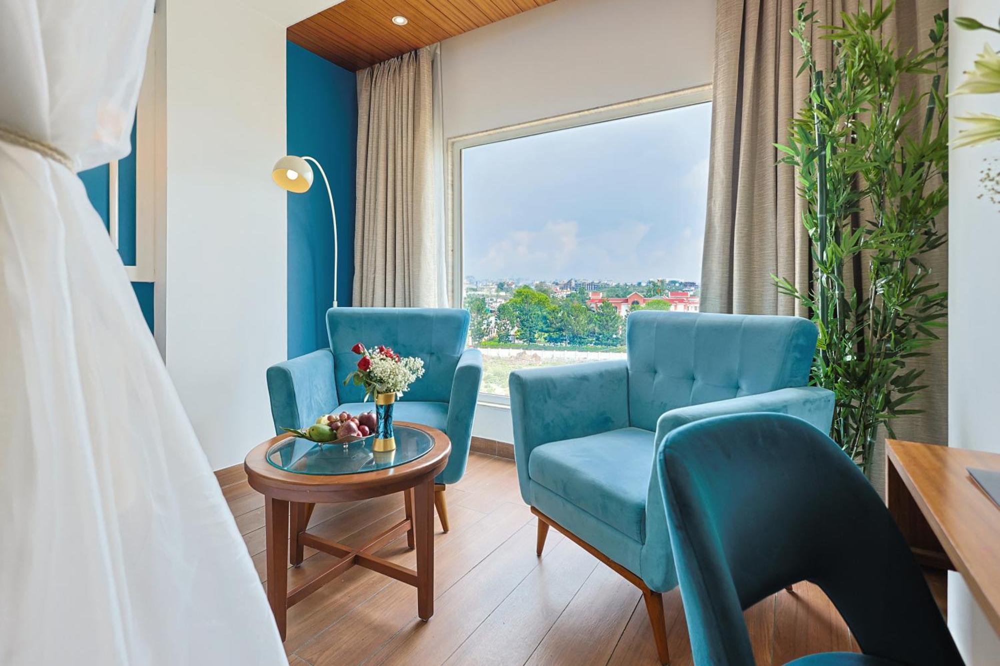 Clarion Hotel Dehradun Buitenkant foto